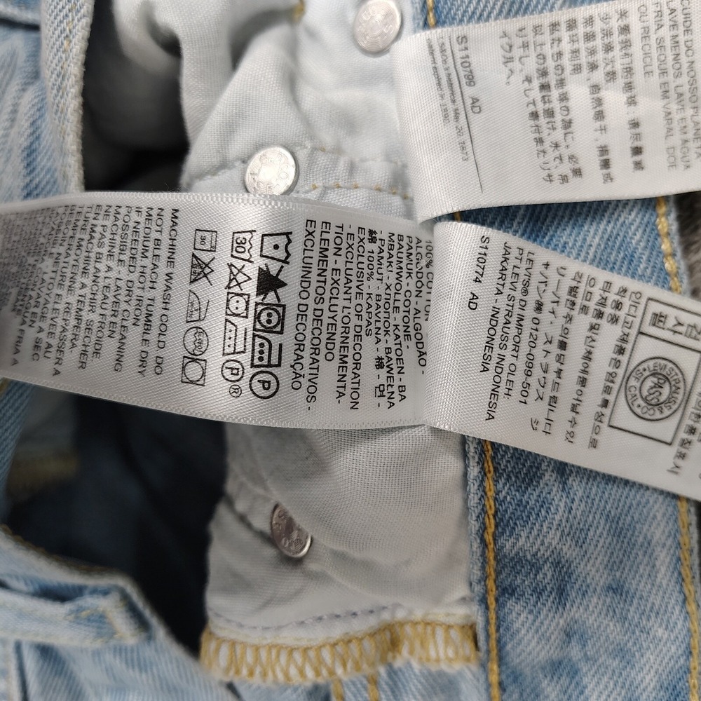 Levis Jeans Women 25x30 Blue 501 90s Premium Denim Light Wash Button Fly Classic - Picture 15 of 16